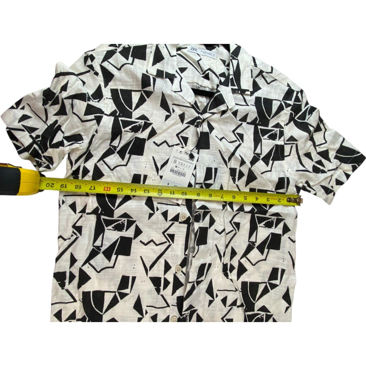 Zara Mens Shirt Size S White Black Geometric Graphic Button