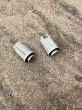 FRONT SIDE LIGHT BULB HOLDER SOCKET to FORD FIESTA  Rs Turbo Pair Used