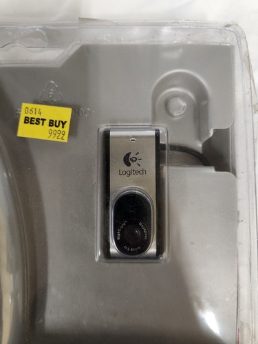 Logitech QuickCam for Notebooks Pro USB-2.0 WebCam w/Microphone 1.3MP Brand New - Picture 2 of 5