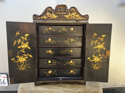 Chinese Export Black Lacquer with five drawers with Ivory knobs 19th century