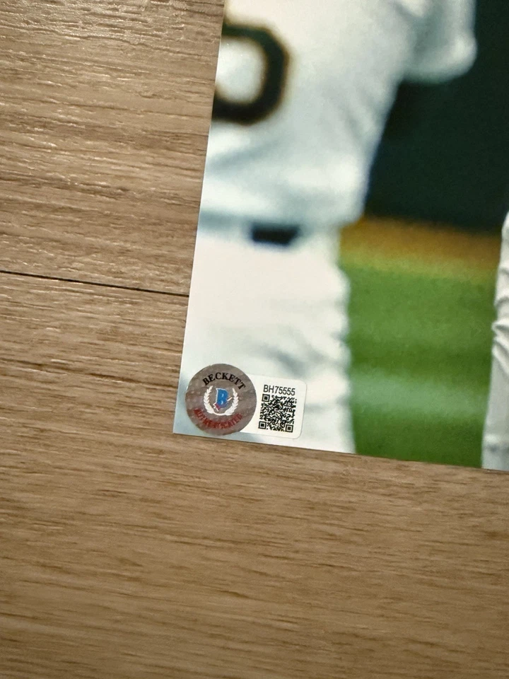 Rickey Henderson Signed 8x10 Oakland A’s Photo Autograph BAS Beckett COA - Image 2 of 3