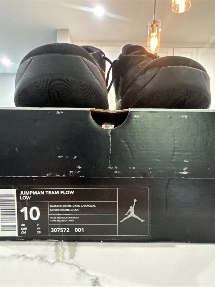 2003 Jordan Jumpman Team Flow Black/ Chrome-Dark Charcoal Size 10 307341 001 - Image 2 of 4