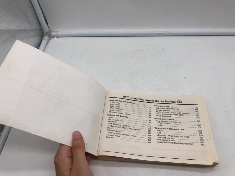 2007 Chevrolet Impala Owners Manual OEM A01B24014 - Image 3 of 4