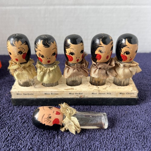 1930’s Karloff Perfume Bottles/ HandPainted Wood Quintuplet Florals (6) W/ Box - Picture 14 of 14