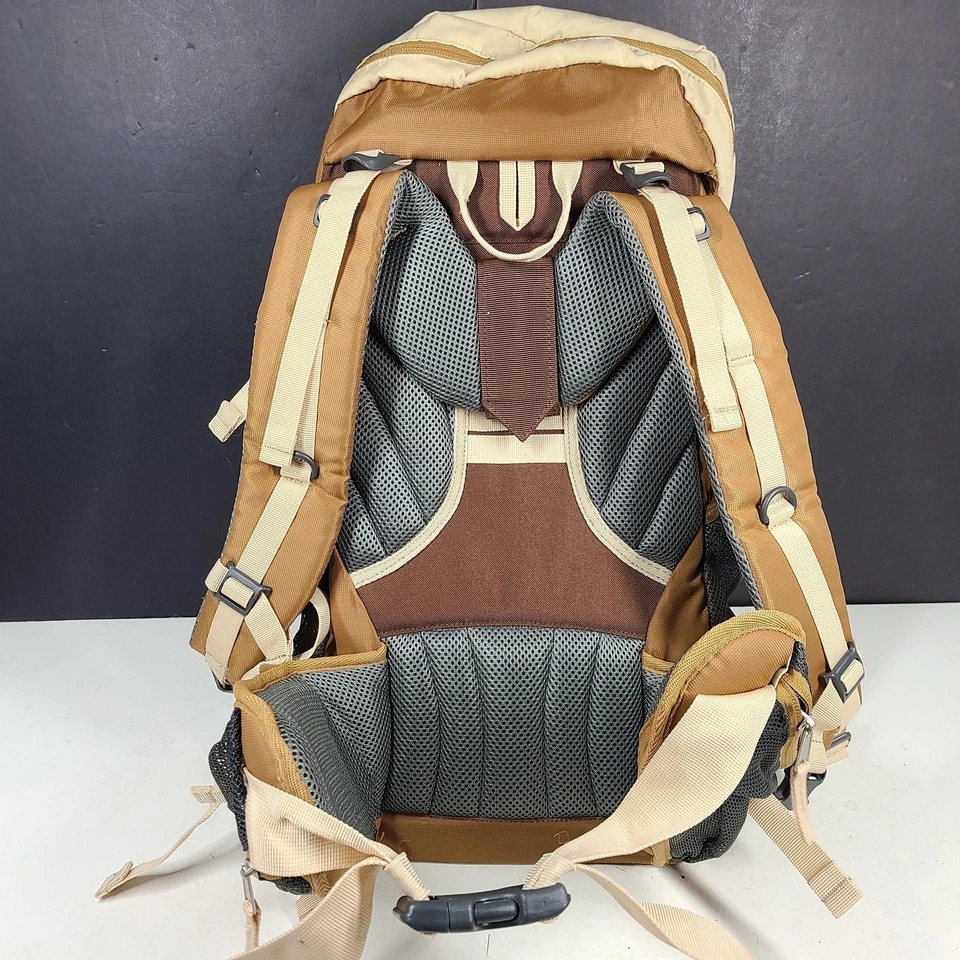Mochila de Senderismo Ozark Trail Eagle TB2138 Beige/Marrón 40L Foto 2 de 4