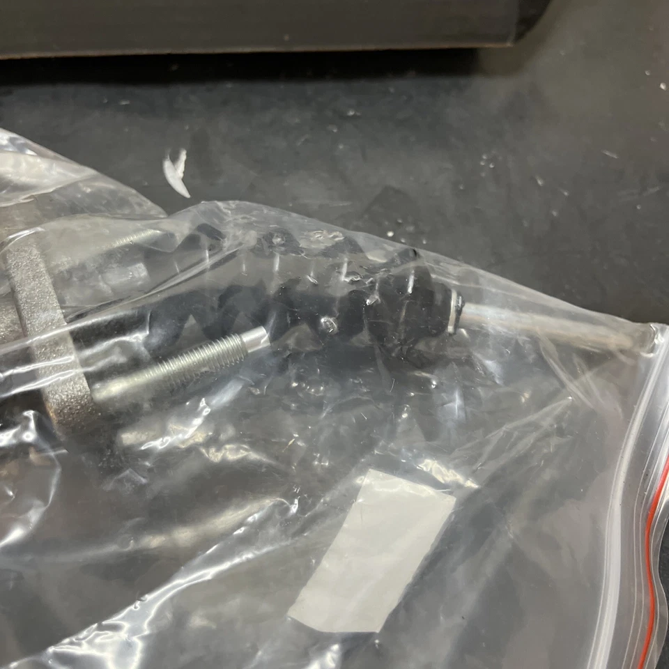 🔥🔥🔥CS37815 Clutch Slave Cylinder for Chevy Chevrolet C1500 Truck K1500 - Image 4 of 4