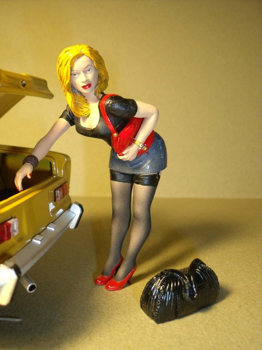 Figurine Résine 1/18 Alfa Romeo Giulia 1962 – Non Peinte – Minichamps Vroom