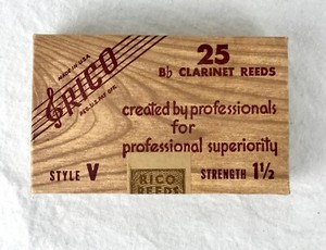 Rico B-Flat Clarinet Reeds. Open Box 25/25. Vintage. 1-1/2