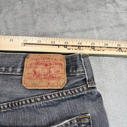 Jeans uomo Levis 501 grigio 33 x 31 taglia reale bottone mosca vestibilità dritta originale - Foto 2 di 12