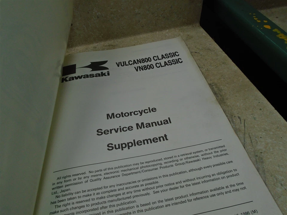 Kawasaki 800 VN VULCAN VN800 CLASSIC usado manual SR-313 Foto 4 de 4