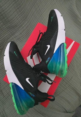 Nike Schuhe, Neu und OVP, Nike Air Max 270GS, Schuhe, Gr. 38,5