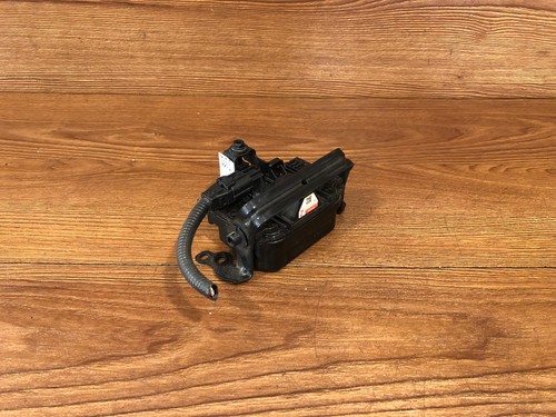 16-19 TOYOTA PRIUS COROLLA HIGHLANDER CRUISE CONTROL DISTANCE SENSOR MODULE OEM - Picture 7 of 7