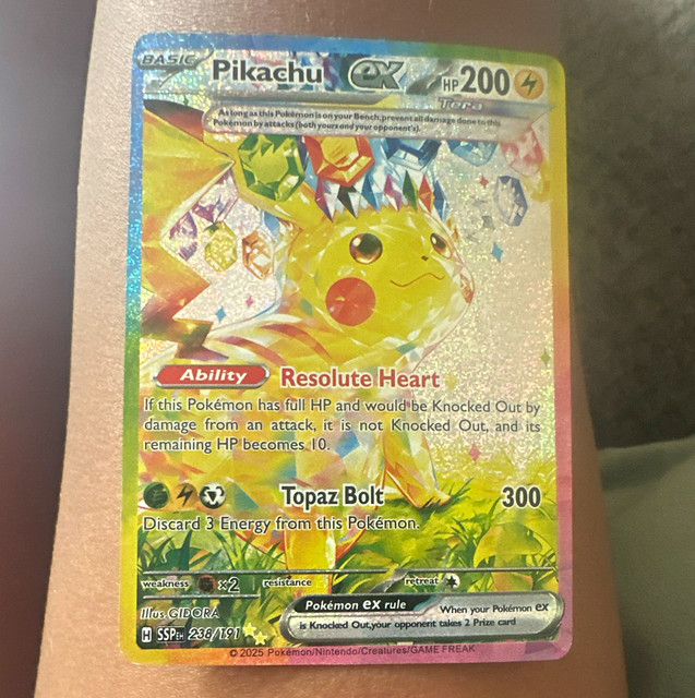 Pikachu ex (Surging Sparks)