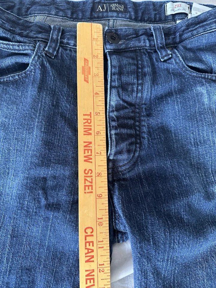 Pantalones de mezclilla AJ Armani para hombre talla 34 azul J21 calce regular lavado medio diseñador Foto 4 de 4