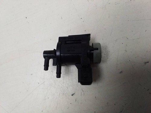 Audi A4 S4 B7 8E 8H 2007 Diesel 125kW Turbolader Druckwandler Magnetventil