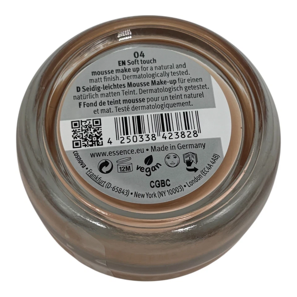 Essence Soft Touch Mousse Makeup, 16g ,Vegan 04 Matt Ivory NEU - Bild 3 von 3