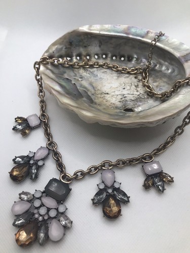 Gold Tone Chunky Chain Bib Necklace Pink Grey Amber Glass Beads Statement Y2K - Picture 7 of 12