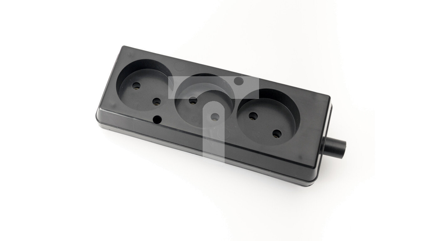 Portable triple socket 16A 2P 250V black GN-360 /T2UK