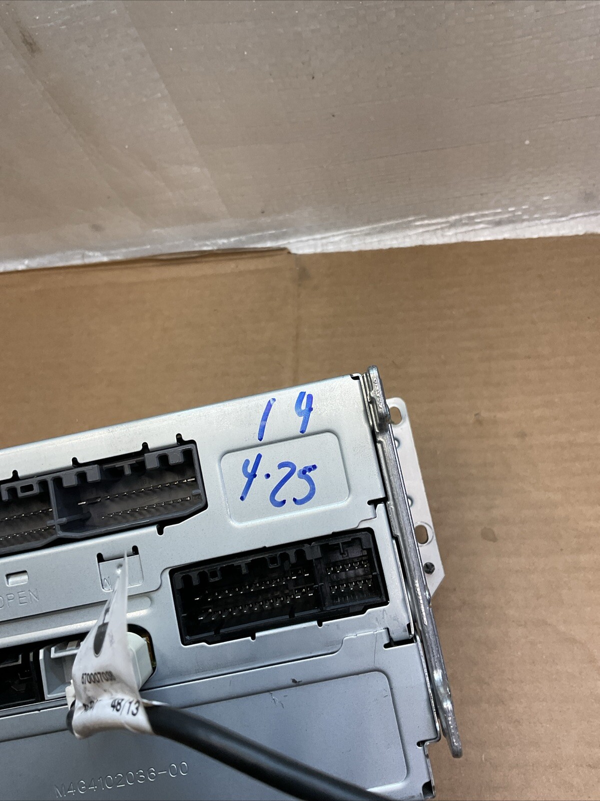 2014-2017 MASERATI QUATTROPORTE RADIO CD CHANGER PLAYER 06700301980 OEM
