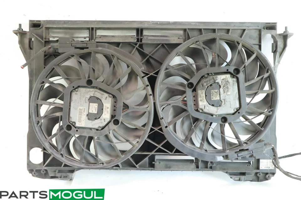 04-07 AUDI A8 QUATTRO - радиатор электрический вентилятор охлаждения в сборе 4E0121205F OEM - Изображение 2 из 4