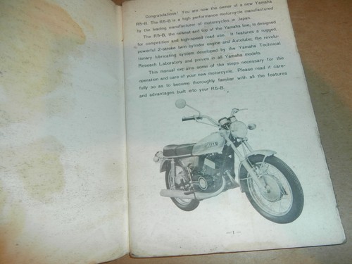 Original Yamaha Motorcycle R5-B 350 Owner's Rider's Manual - Picture 5 of 6