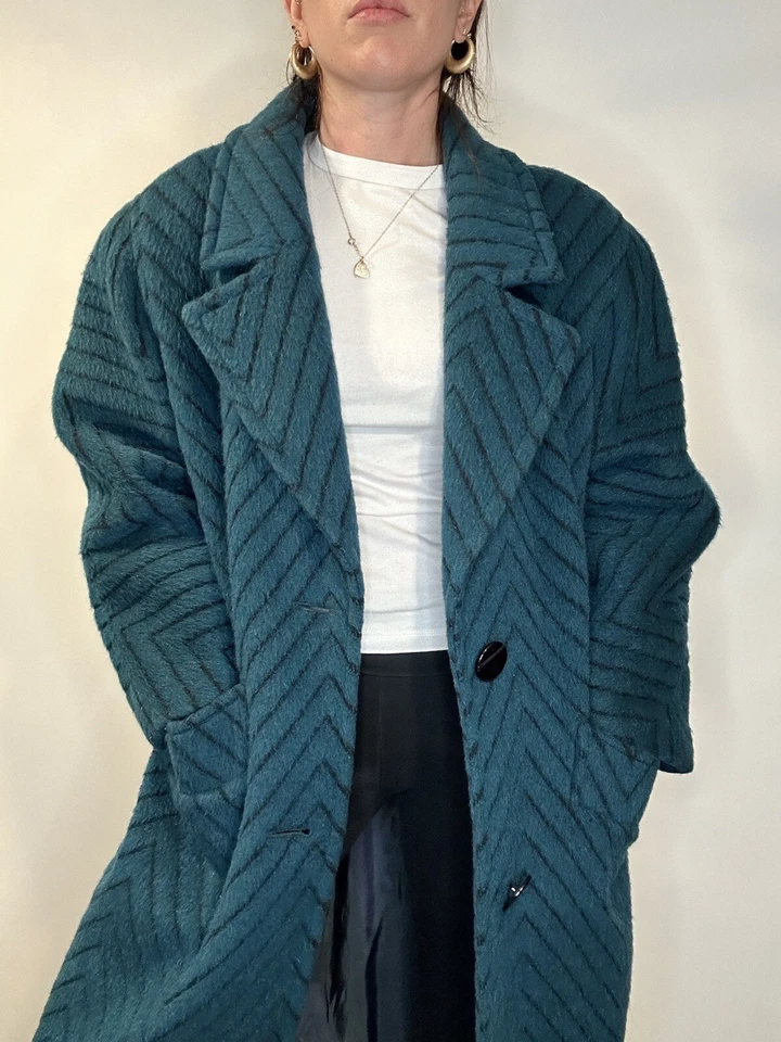 Abrigo largo raro, vintage de diseño italiano MINA mezcla de lana con diseño en zigzag Foto 2 de 4