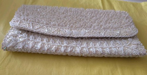 Vintage La Regale White Pearl Beaded Pearlized Sequins Evening Clutch - Picture 3 of 9