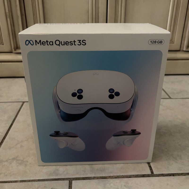 Meta Quest 3S 128GB Standalone VR Headset White 120Hz 96° FOV USB-C 2024