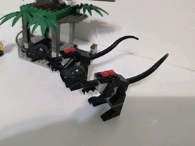 LEGO Studios 1370 Jurassic Park Raptor Rumble 100% Complete With Instructions 