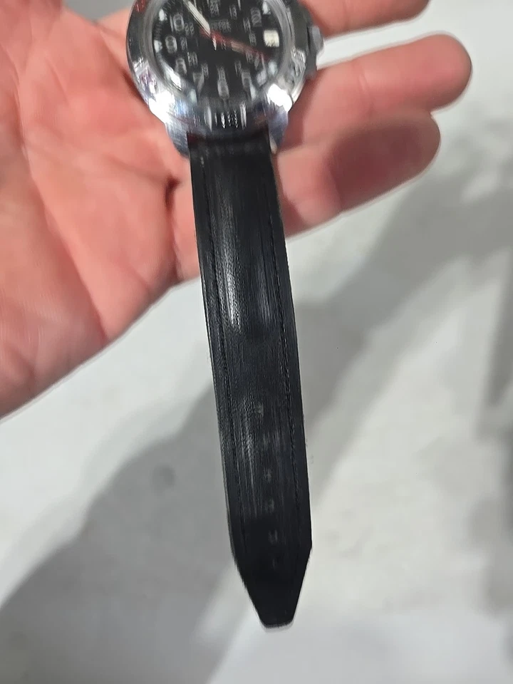 Relógio de pulso masculino Vostok Komandirskie 211783 com pulseira de couro [precisa de bateria] - Imagem 3 de 4