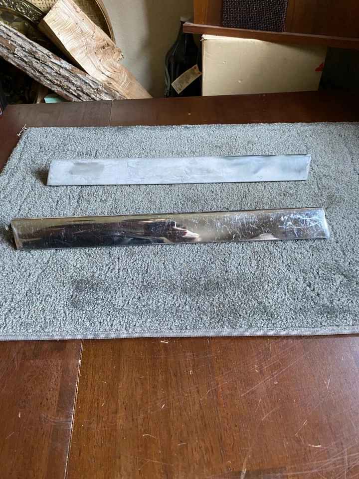 Original Pair 1960s Alfa Romeo Rims 750 101 Giulietta Spider Air Intakes Beams - Image 2 of 4