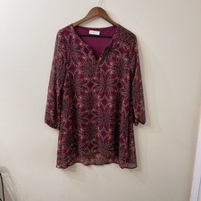 Peach Love Women' s Paisley Printed Shift Boho Dress Size Small High Low USA