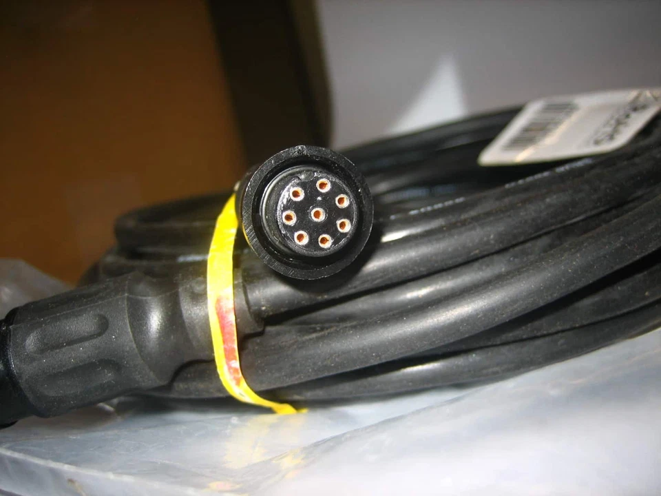 Airmar MM1-DST-8S Mix and & Match Cable for Sitex CVS 126/128/1410 & SVS 650/750 - Image 3 of 4