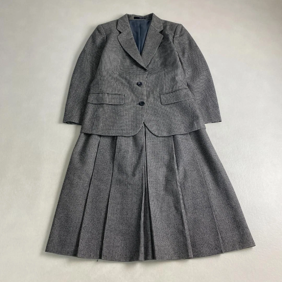 Conjunto de traje falda plisada chaqueta de lana pata de gallo vintage de Burberrys gris W4209