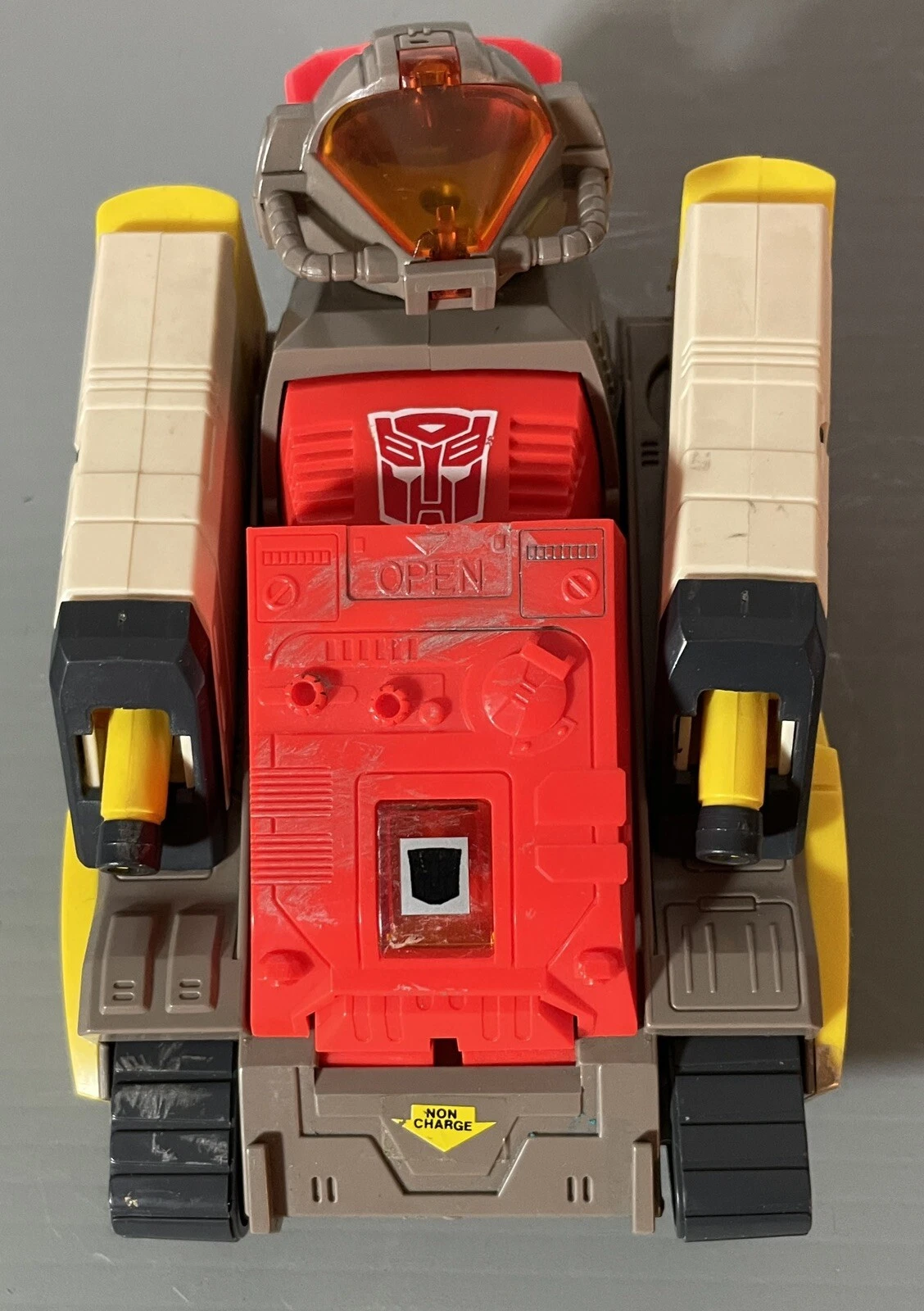 Transformers G1 (1985) Omega Supreme Tank ne fonctionne pas   pour pièces