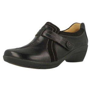 clarks womens suede ankle boots