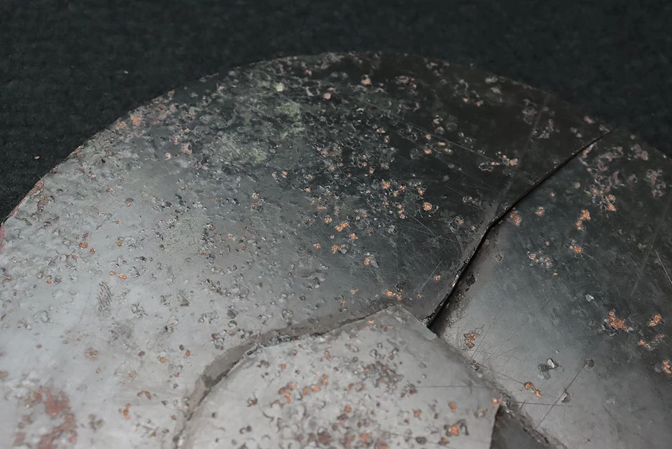 Ancient Chinese Bronze Mirror Han Dynasty "Double Dragon" 長宜子孫 銅鏡 铜镜 14.7cm - Image 4 of 4