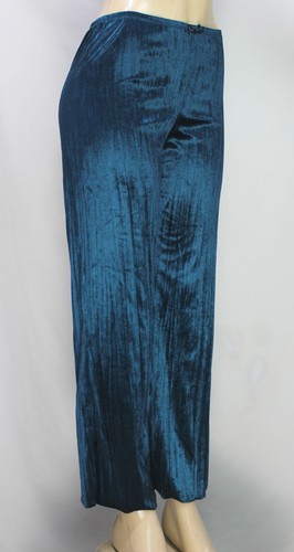 Bisou Bisou Intimates Women's Pull On Velvet Pajama Pants Green Size XS - Picture 4 of 7