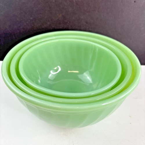 3 Vtg 1950's Fire King Green Jadeite Swirl Mixing Nesting Bowls 7",8",9" USA