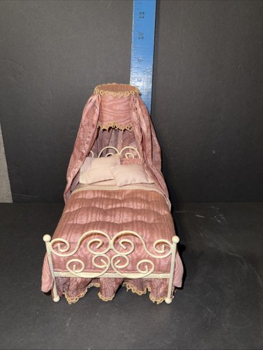 Vintage OOAK Artigianale Vestito Baldacchino Letto Artigiano Casa delle Bambole Miniatura 1:12 - Foto 11 di 12