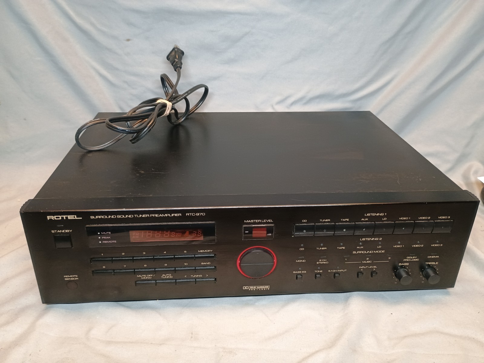 Blead) Rotel Rtc-970 Am/fm Tuner Surround Sound Processor Pr