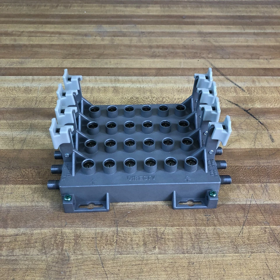 Expansor SWM satélite pasivo AT&T 30 interruptores SWM-EXPNDR-P-RO-09 Foto 3 de 4