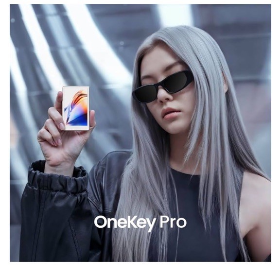 OneKey Pro Crypto Hardware Wallet + OneKey Lite Crypto Seed Storage Card. New in