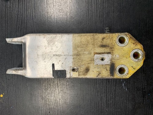 BMW 7 F01 F02 F03 F04 2012 Halterung Stoßstange Stoßfänger vorne GSD42087