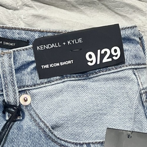 Kendall + Kylie Jean Shorts Sz 9/29 The Icon Destroyed Distressed Denim NWT - Picture 4 of 6