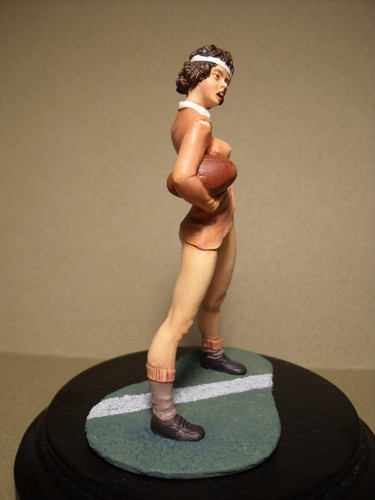 1/18 FIGURE GIRL ERIKA VROOM UNPAINTED FOR SOLIDO OTTOMOBILE SPARK 1/18 - Picture 7 of 10