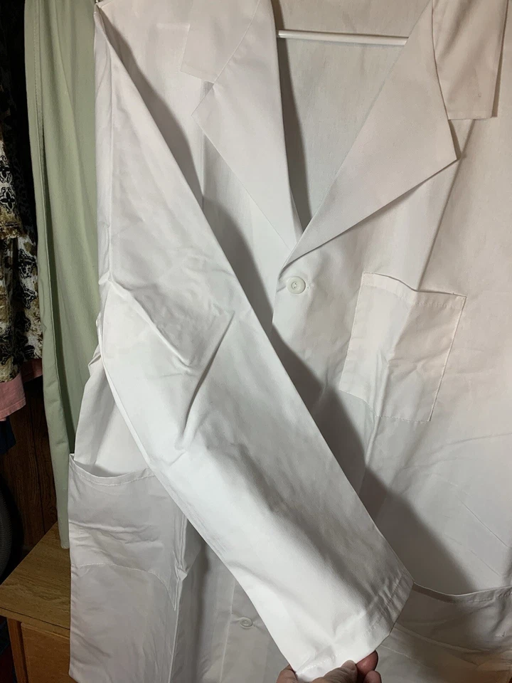 Crest Men's Basic White 42" Lab Coat Style 124 Button Front 3 Pockets Size XL - Image 2 of 4