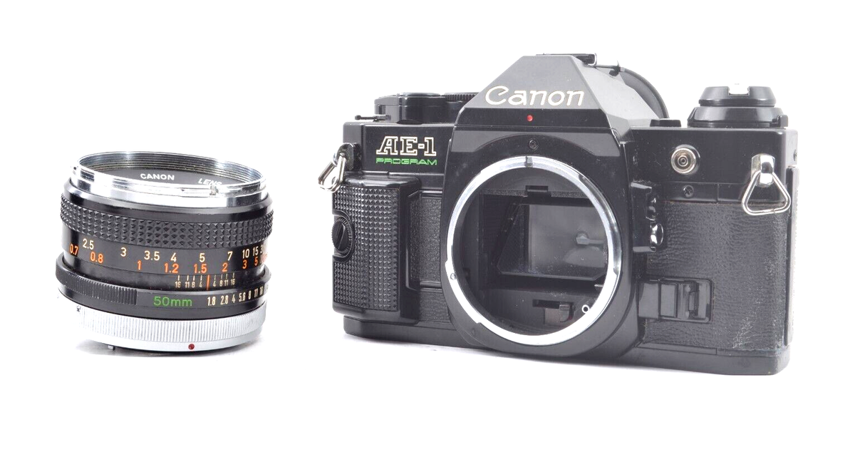 Canon AE-1 PROGRAM ブラック + FD 50mm F2 Canon AE-1 Program黒＋FD豪華レンズ4本 Canon AE-1 Program黒＋FD