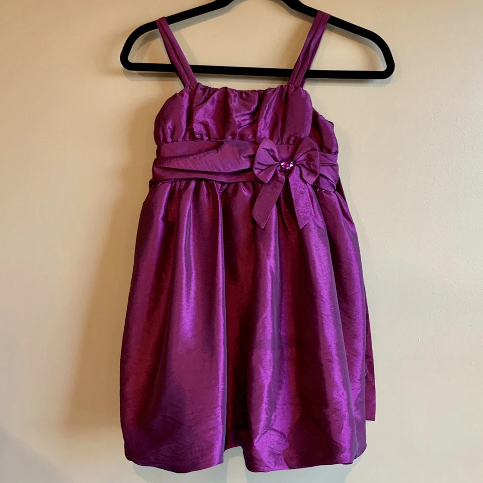 Vestido George Niñas Púrpura Vacaciones Terciopelo Encogerse de hombros Imperio Cintura Burbuja Dobladillo 10 Foto 3 de 4