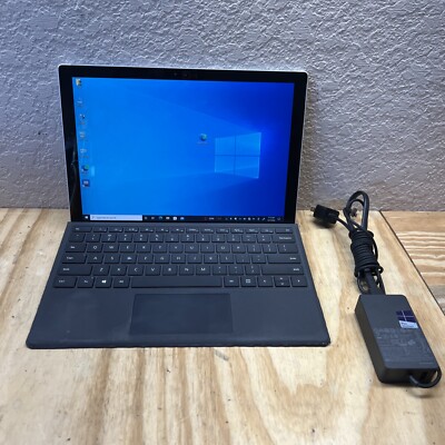 Microsoft Surface Pro 4 1724 Core i5-6300u 2.40GHz 8GB 256GB